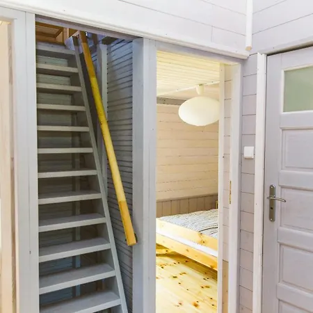 Surf Habenda Z Sauna Ogrodowa Hébergement de vacances Sarbsk