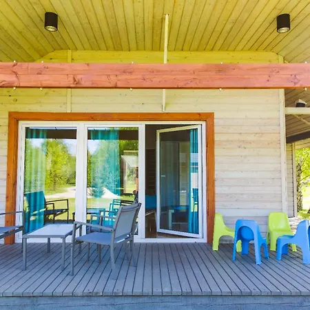 Dom wakacyjny Surf Habenda Z Sauna Ogrodowa Sarbsk
