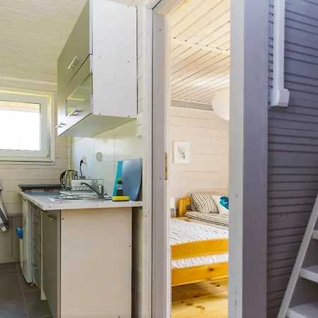 Surf Habenda Z Sauna Ogrodowa Hébergement de vacances *
