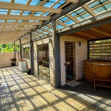 Surf Habenda Z Sauna Ogrodowa